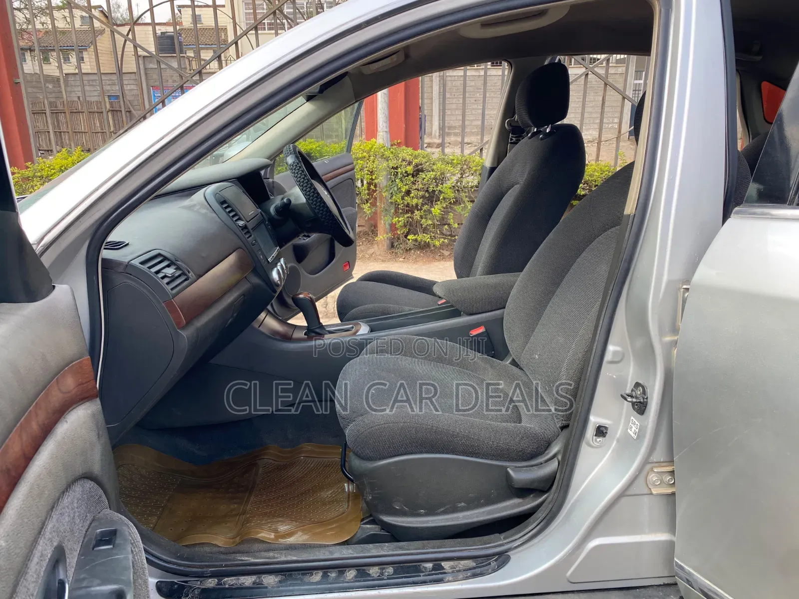 Nissan Bluebird 2008