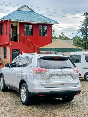 Nissan X-Trail 2016 Silver
