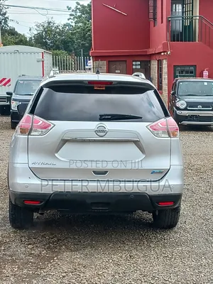 Nissan X-Trail 2016 Silver