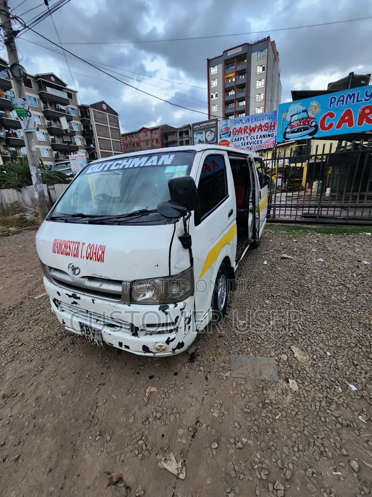 Toyota HiAce 2009 White