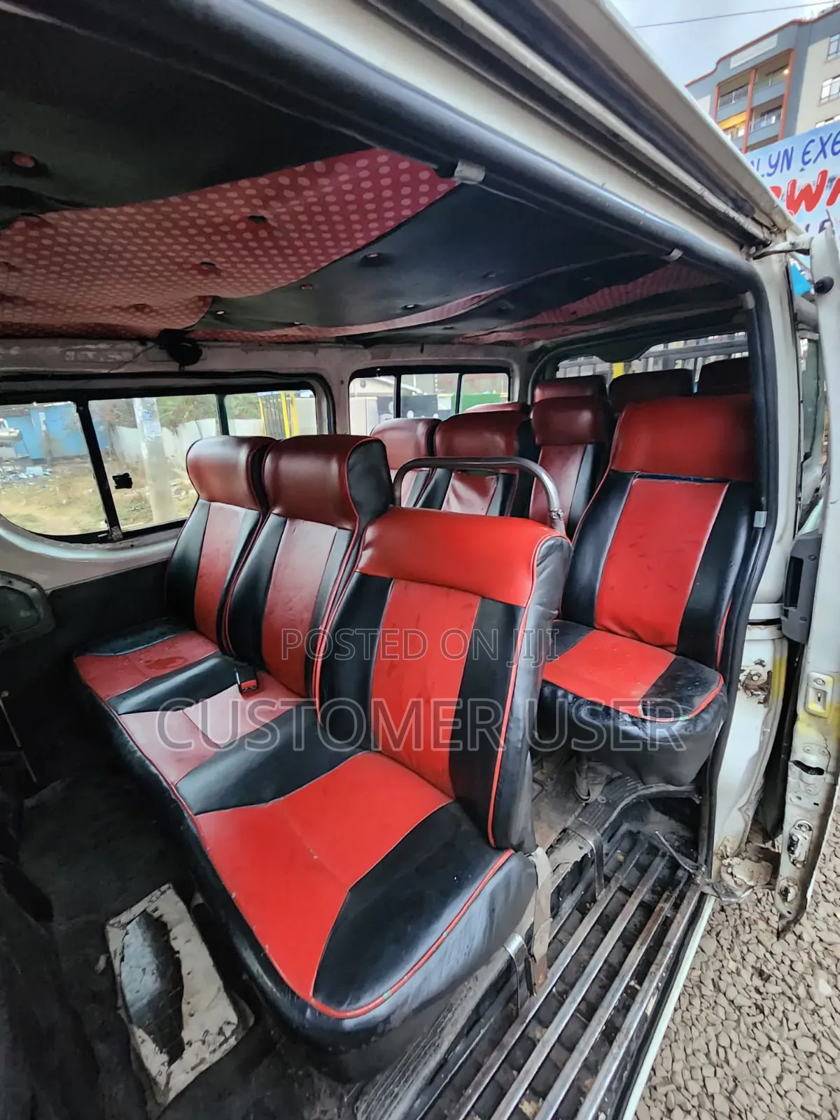 Toyota HiAce 2009 White