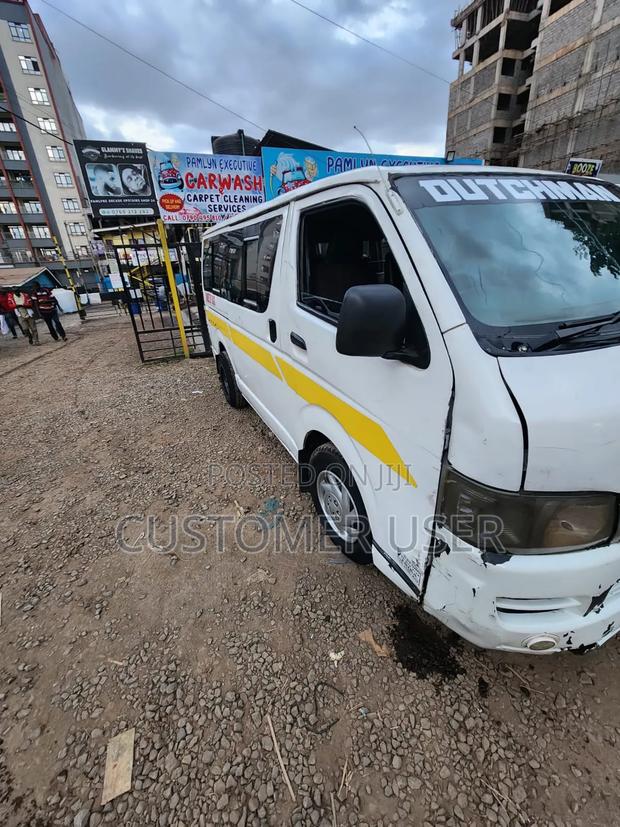 Toyota HiAce 2009 White - thumbnail 6
