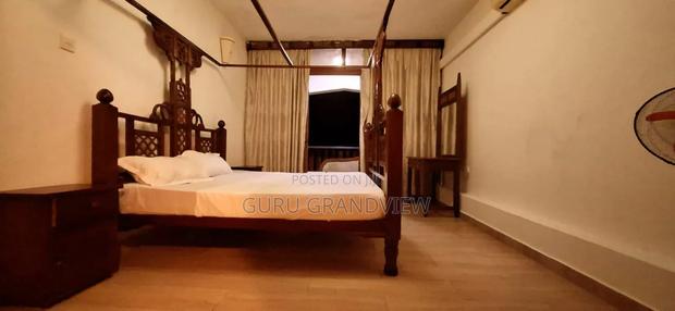 Diani Beachfront 1 Bedroom Pool Beach - thumbnail 9