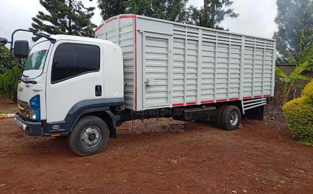 Isuzu FRR 2016 White - thumbnail 3