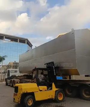 Forklift Hire Ready for Hauling Job _Heavy Lifting Services
