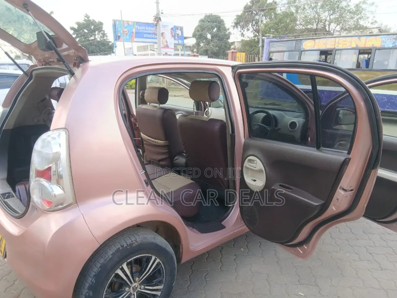 Toyota Passo 2013