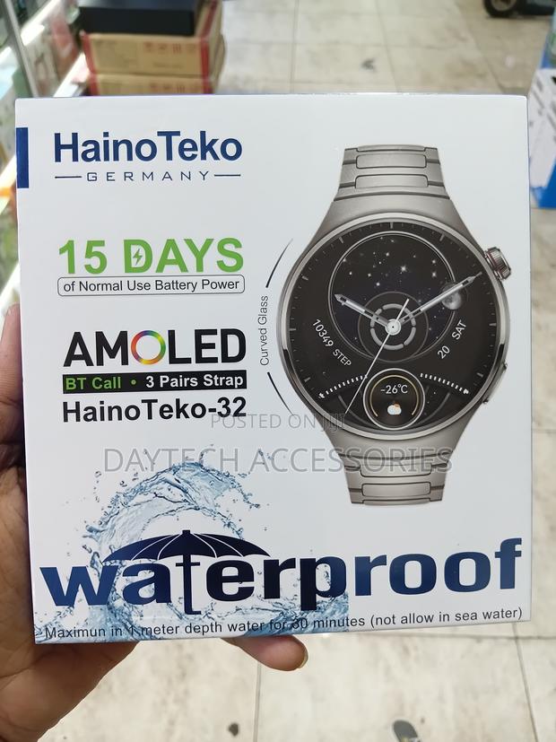 This Is a HainoTeko-32 Smartwatch. - main view