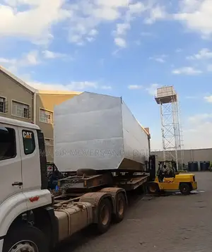 Low Loader Accessible for Transportation