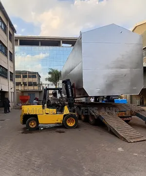 Low Loader Accessible for Transportation