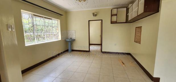 4bdrm Bungalow in Rimpa for rent - thumbnail 4
