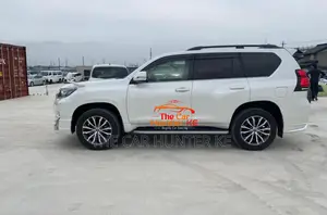 Toyota Land Cruiser Prado 2.8 2020 Pearl