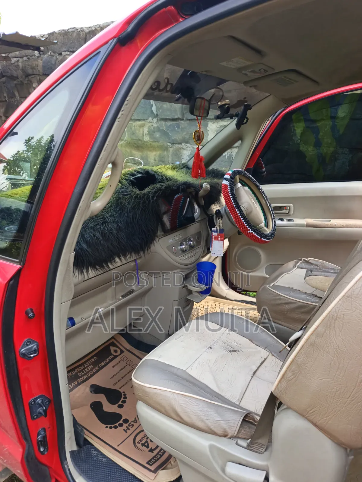 Toyota Porte 2012 Red