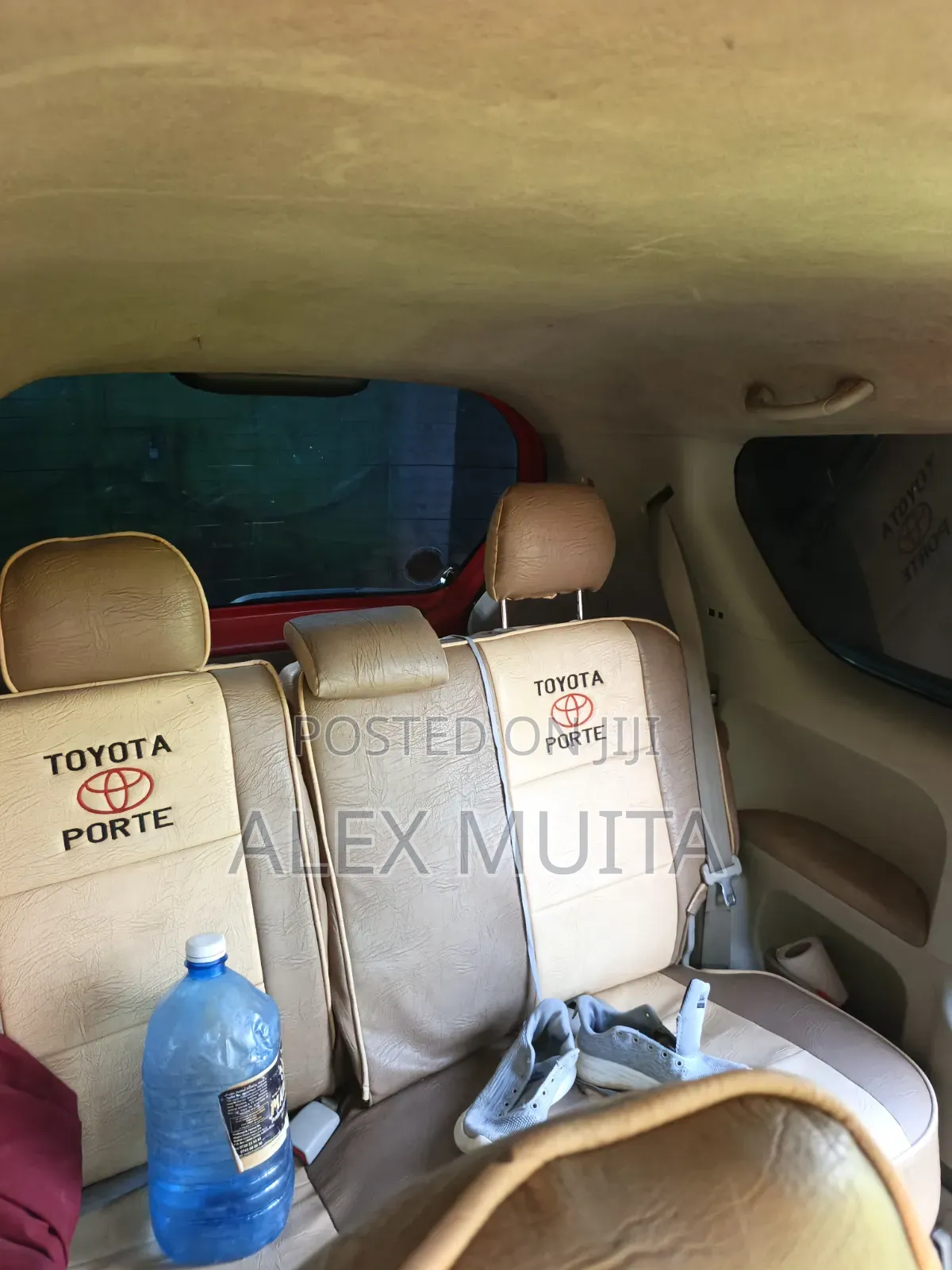 Toyota Porte 2012 Red