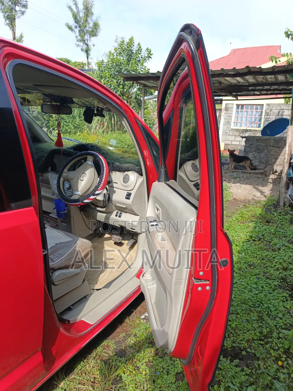 Toyota Porte 2012 Red
