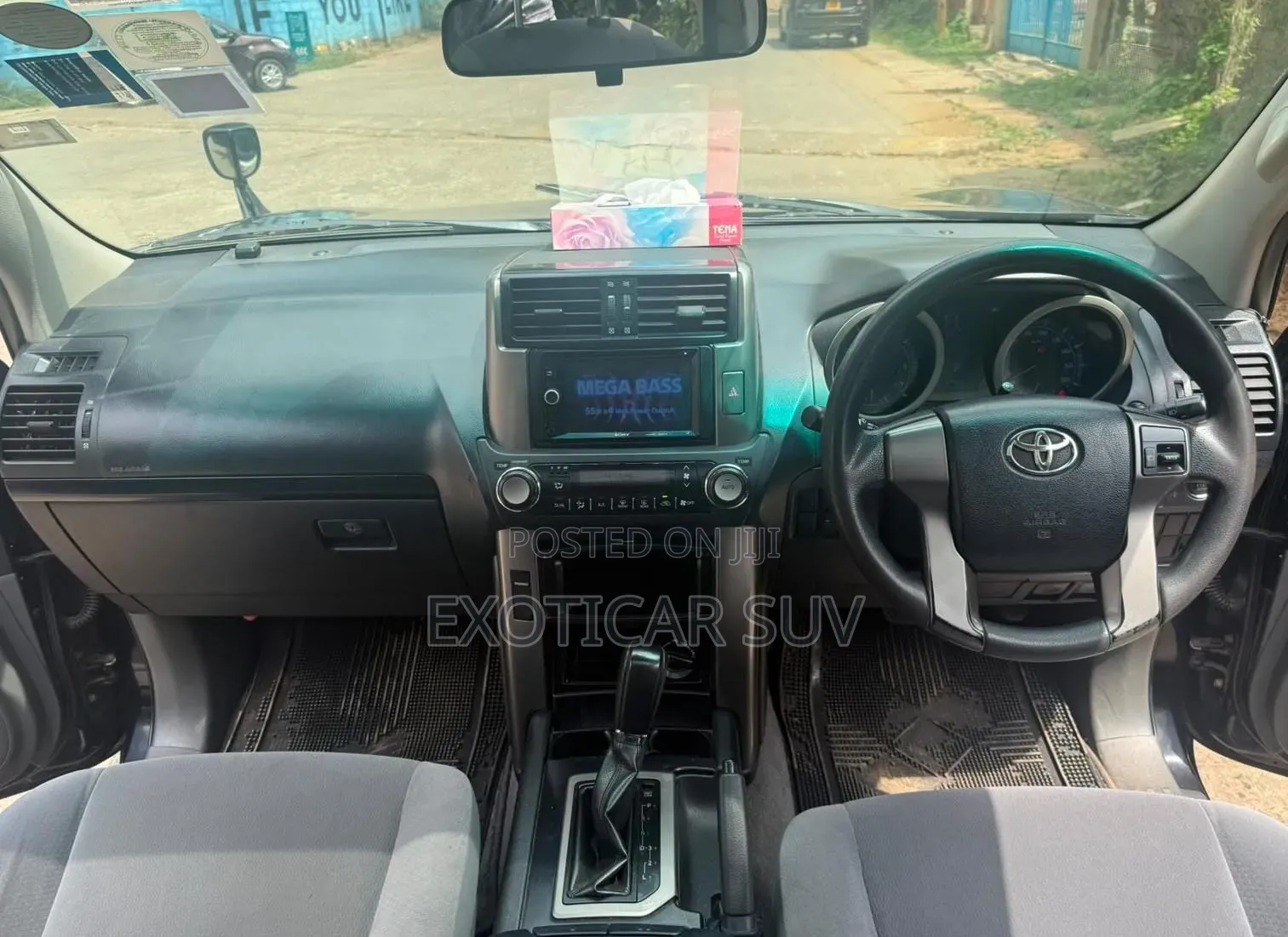 Toyota Land Cruiser Prado 2012