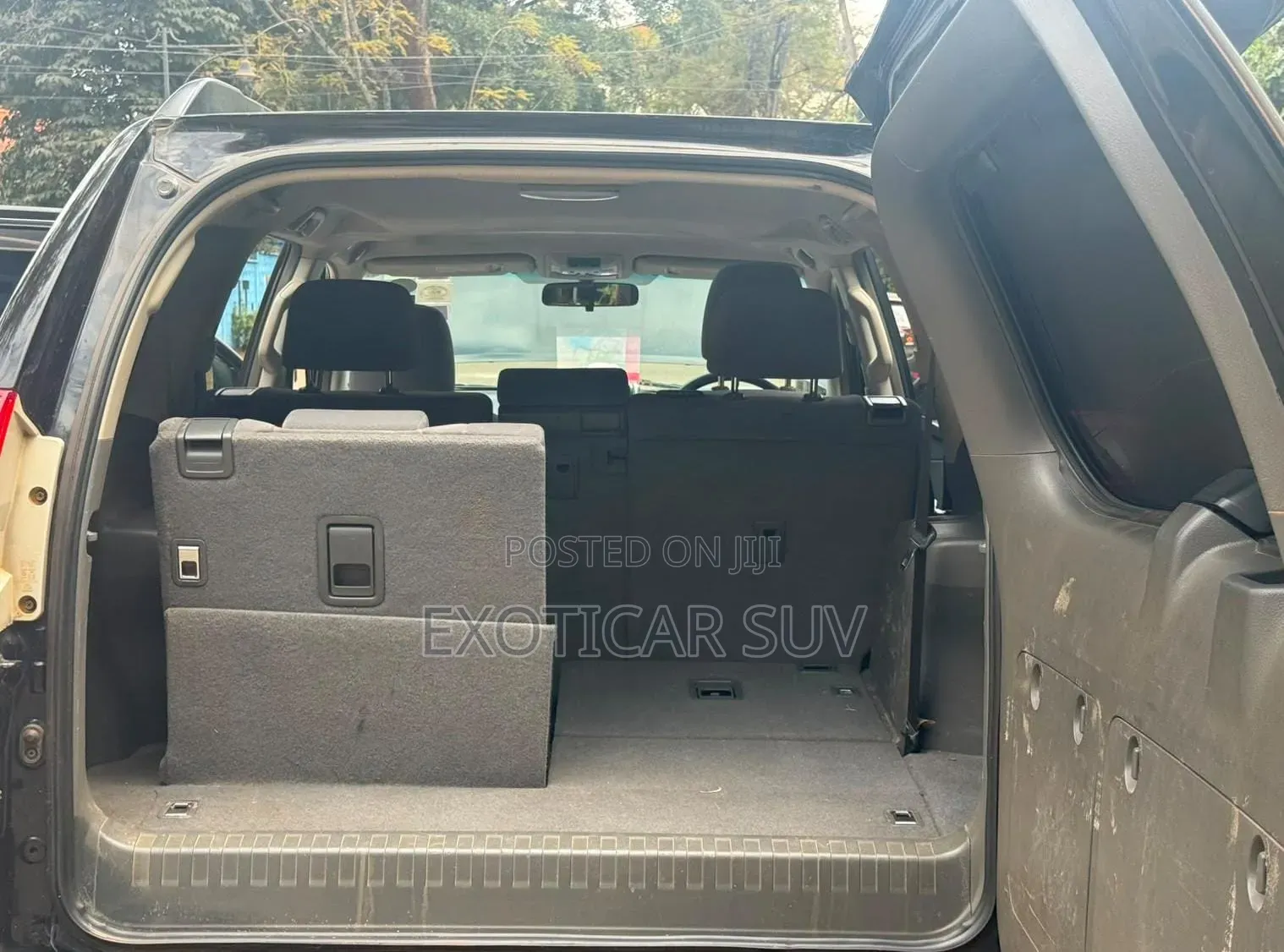 Toyota Land Cruiser Prado 2012