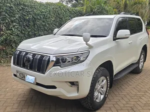 Toyota Land Cruiser Prado 2018 Off white