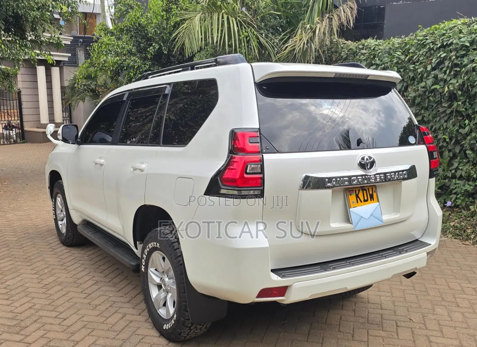 Toyota Land Cruiser Prado 2018 Off white