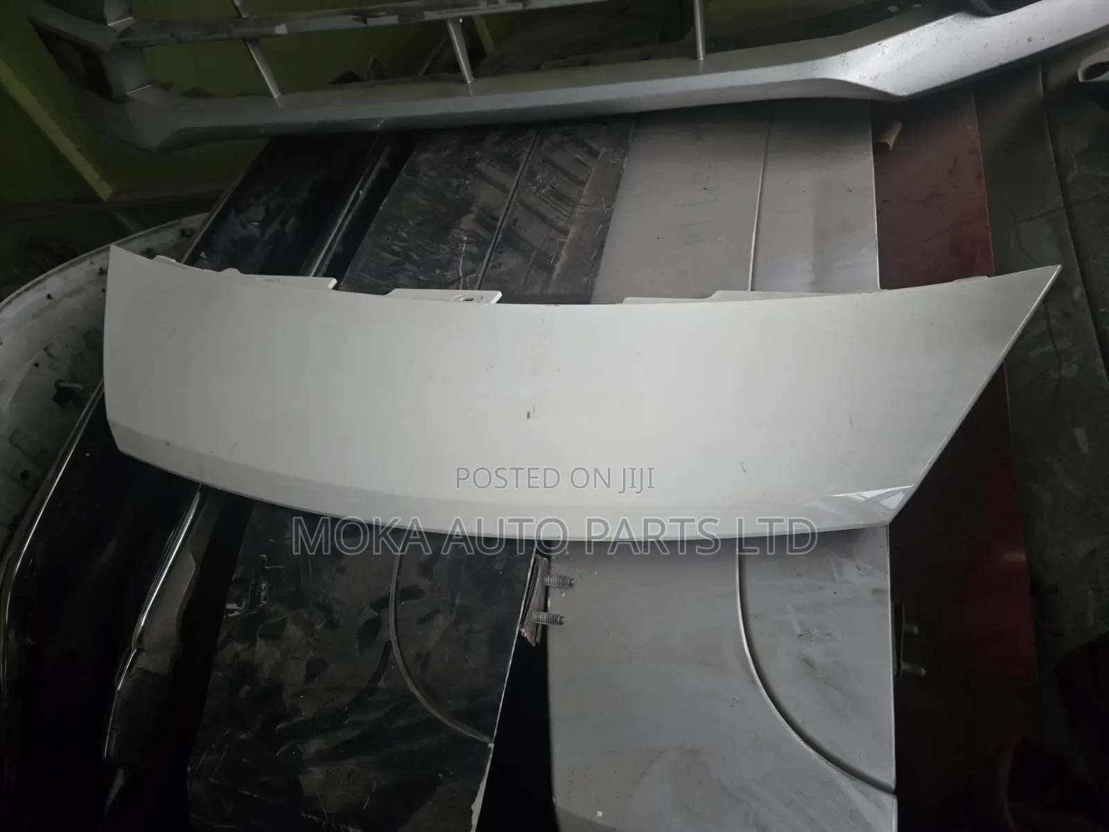 Nissan Note Epower Grille Top Cover