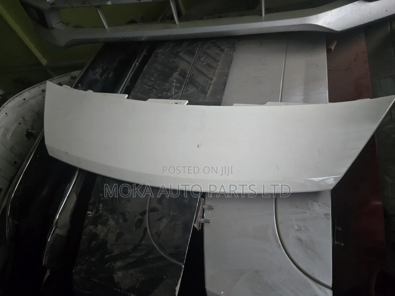 Nissan Note Epower Grille Top Cover
