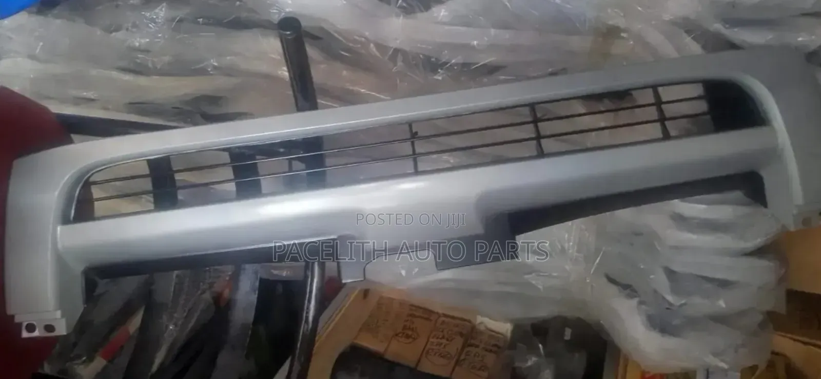 Grille 7l 2005 / Hiace 2005