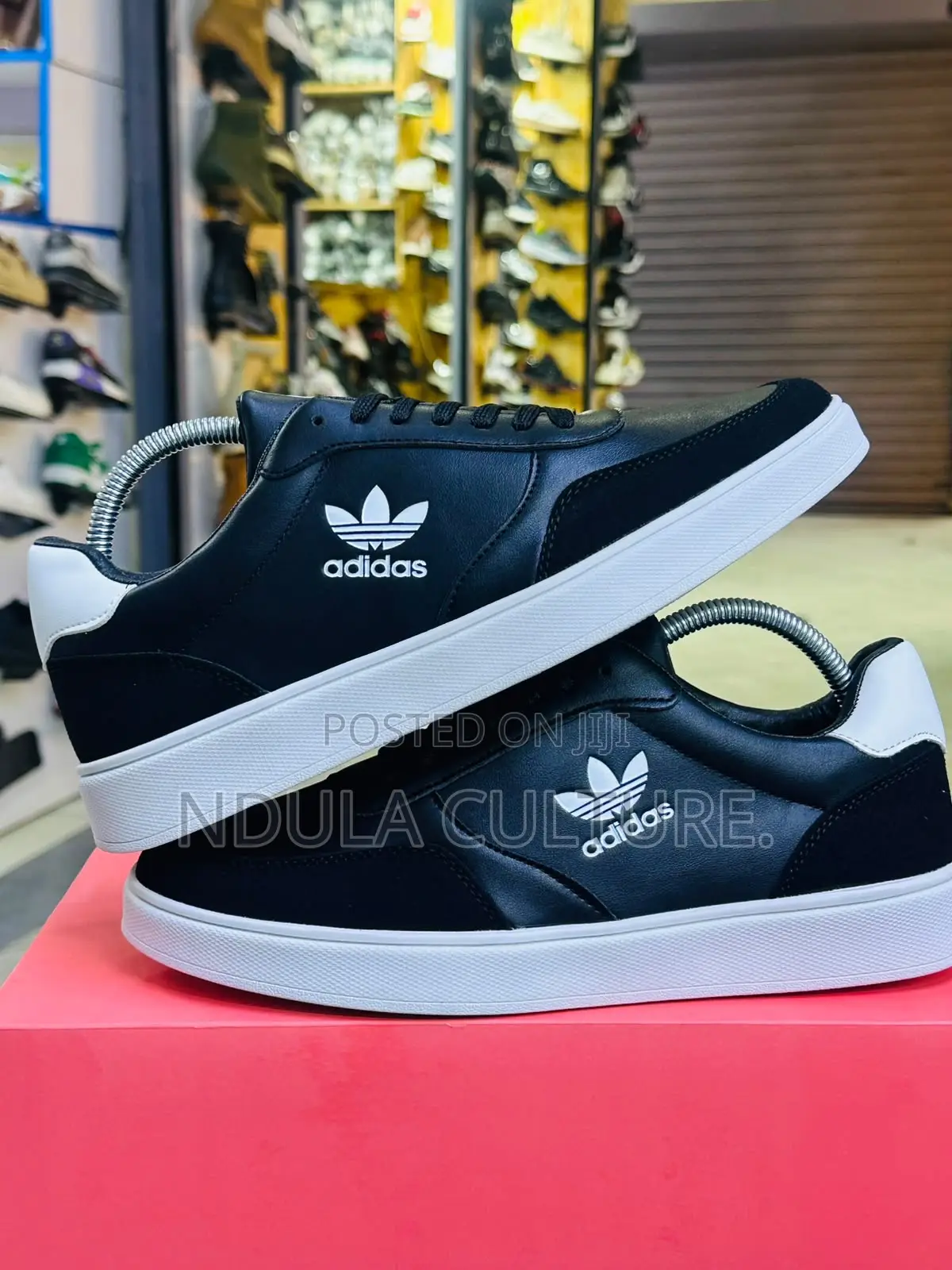 Adidas Casual Sneakers