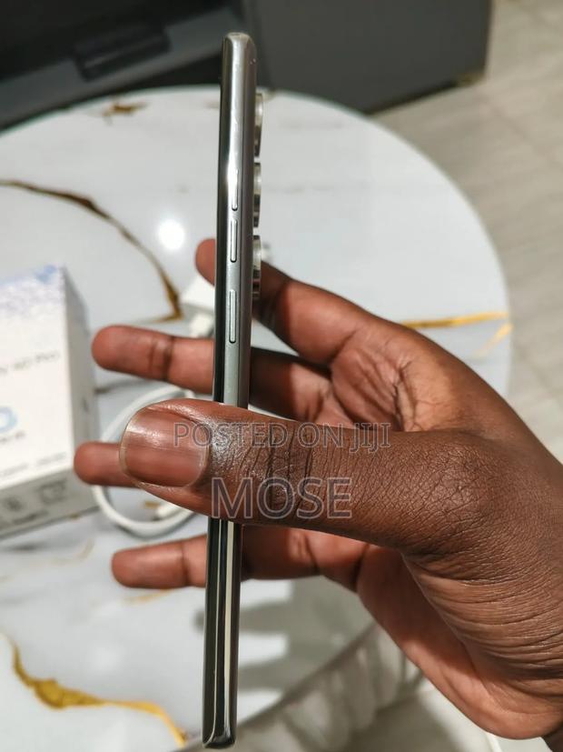 Tecno Camon 40 256 GB Gray - thumbnail 7