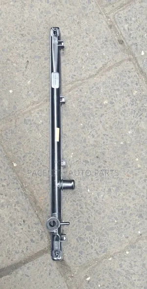 Top Radiator Cover Honda Fit 2011
