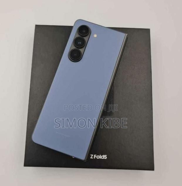 Samsung Galaxy Z Fold 5 512 GB Blue - thumbnail 2