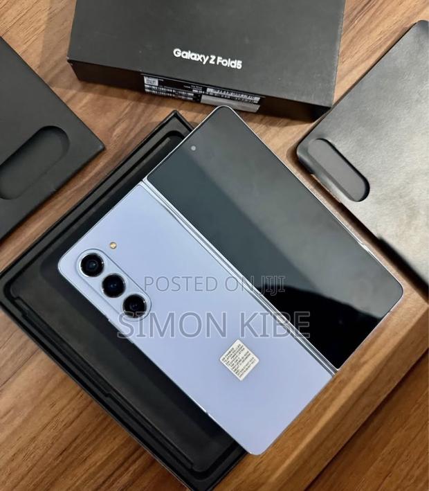 Samsung Galaxy Z Fold 5 512 GB Blue - thumbnail 4