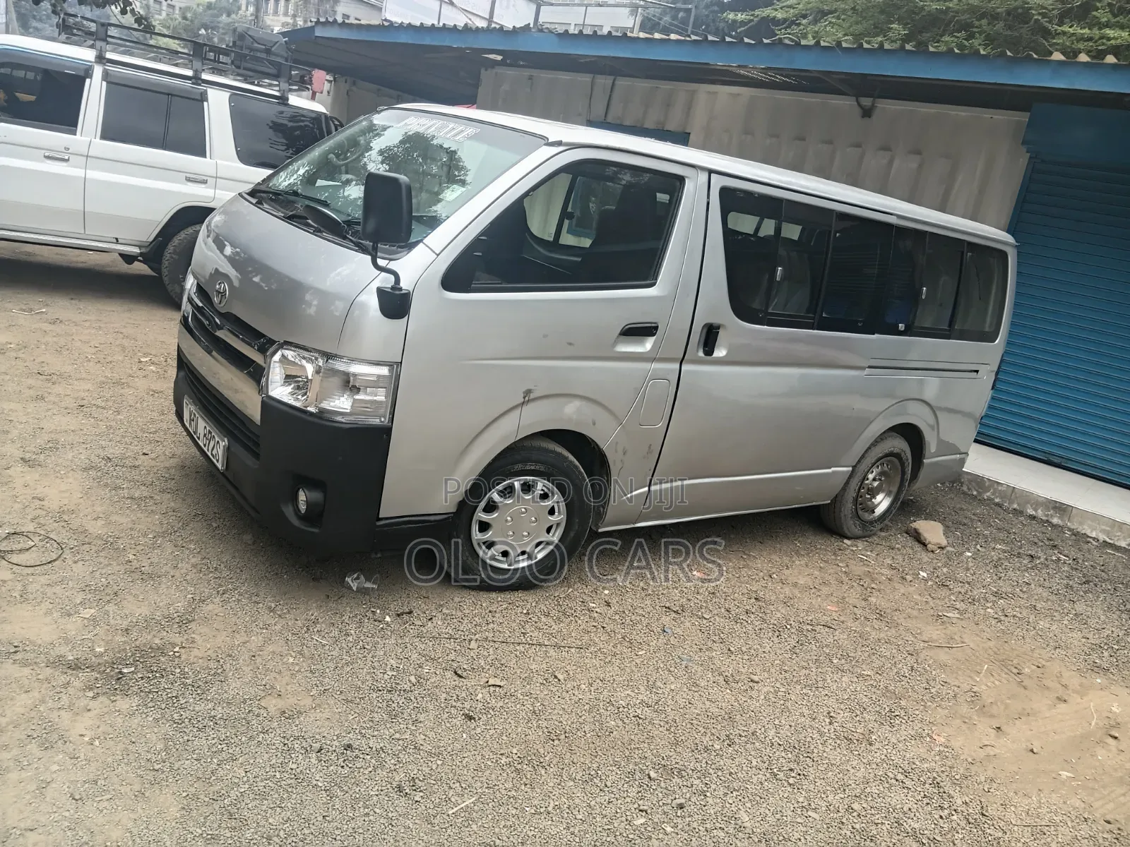 Toyota HiAce 2015 Silver