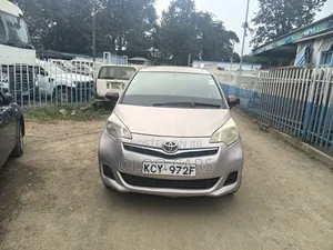 Toyota Ractis 2013 Burgundy