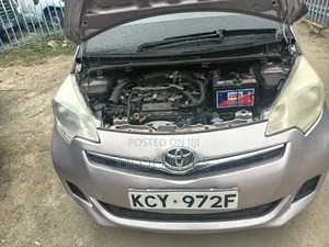 Toyota Ractis 2013 Burgundy