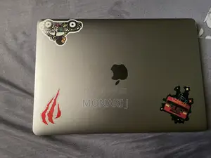 Laptop Apple MacBook Pro 2017 16GB Intel Core i7 SSD 256GB
