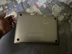 Laptop Apple MacBook Pro 2017 16GB Intel Core i7 SSD 256GB