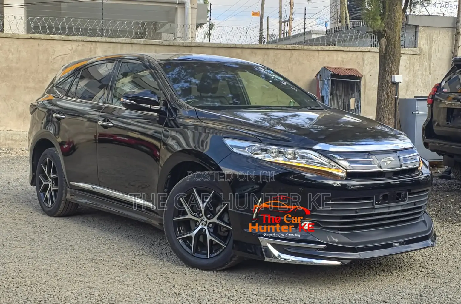 Toyota Harrier 2.0 2019 Black
