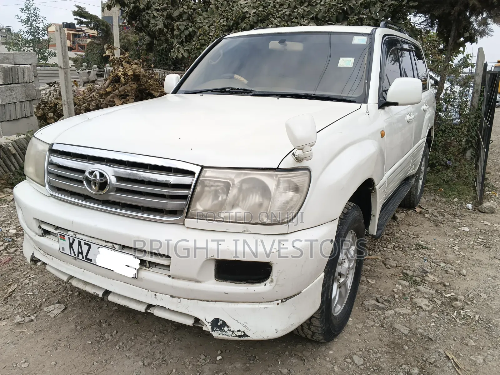 Toyota Land Cruiser 2006 White