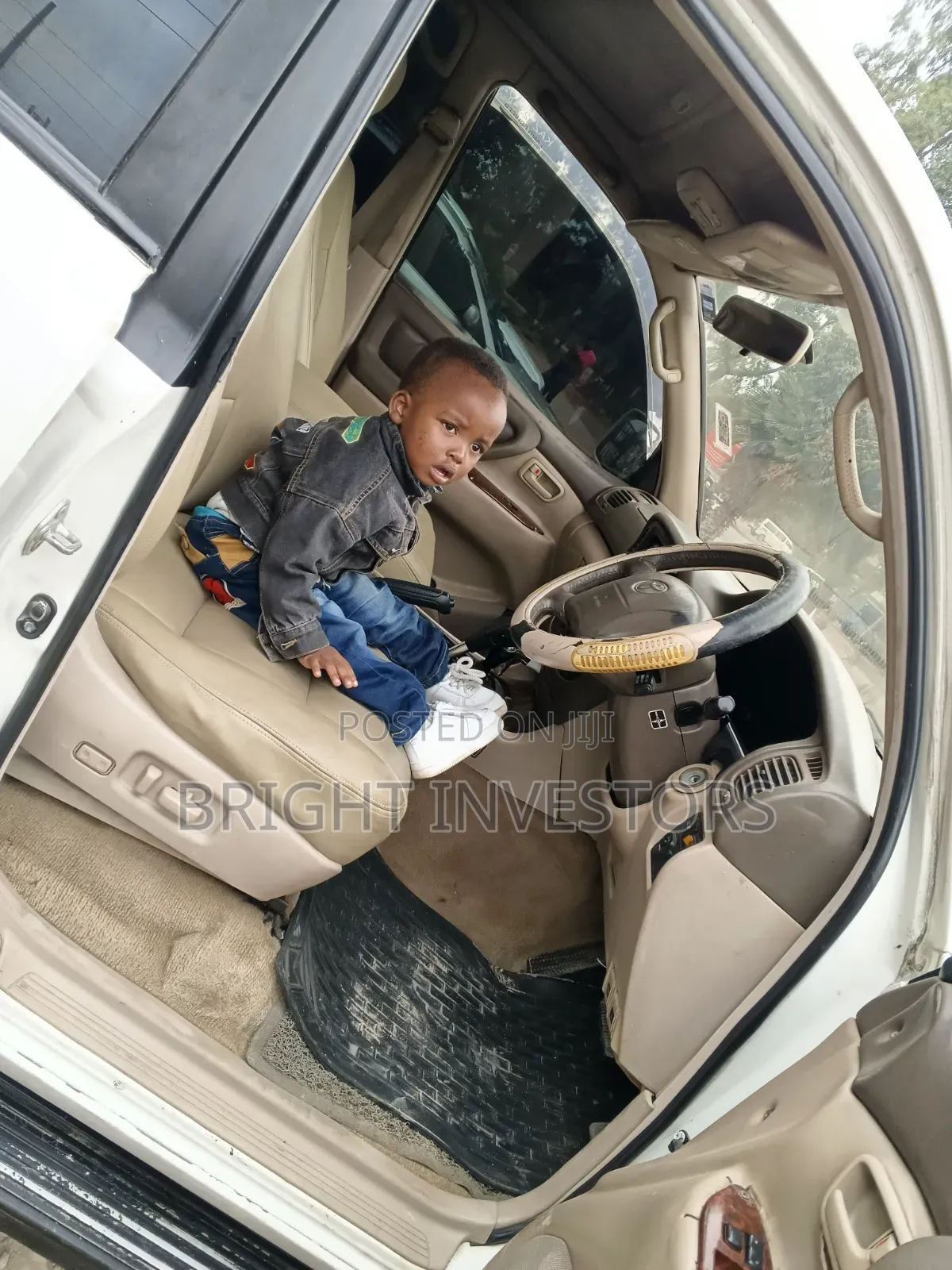 Toyota Land Cruiser 2006 White