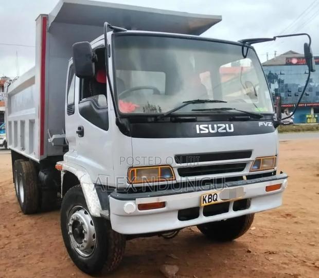 Isuzu Tipper FVZ - main view