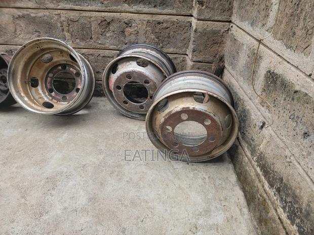 Original Rim Size 17.5 × 6.75j - thumbnail 2