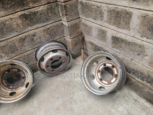 Original Rim Size 17.5 × 6.75j - thumbnail 3