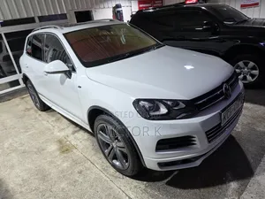 Volkswagen Touareg 2014 White