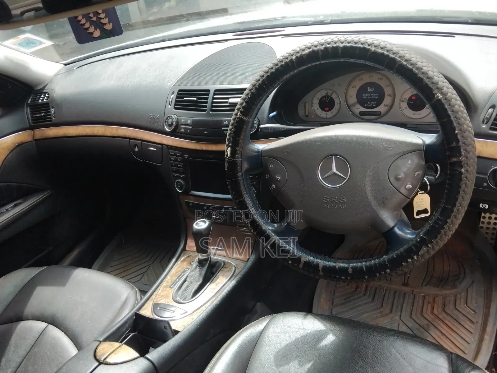 Mercedes-Benz E270 2004 Silver
