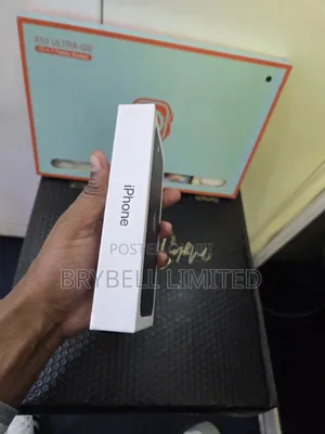 New Apple iPhone 13 128 GB Black
