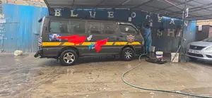 Toyota HiAce 2002 Grey