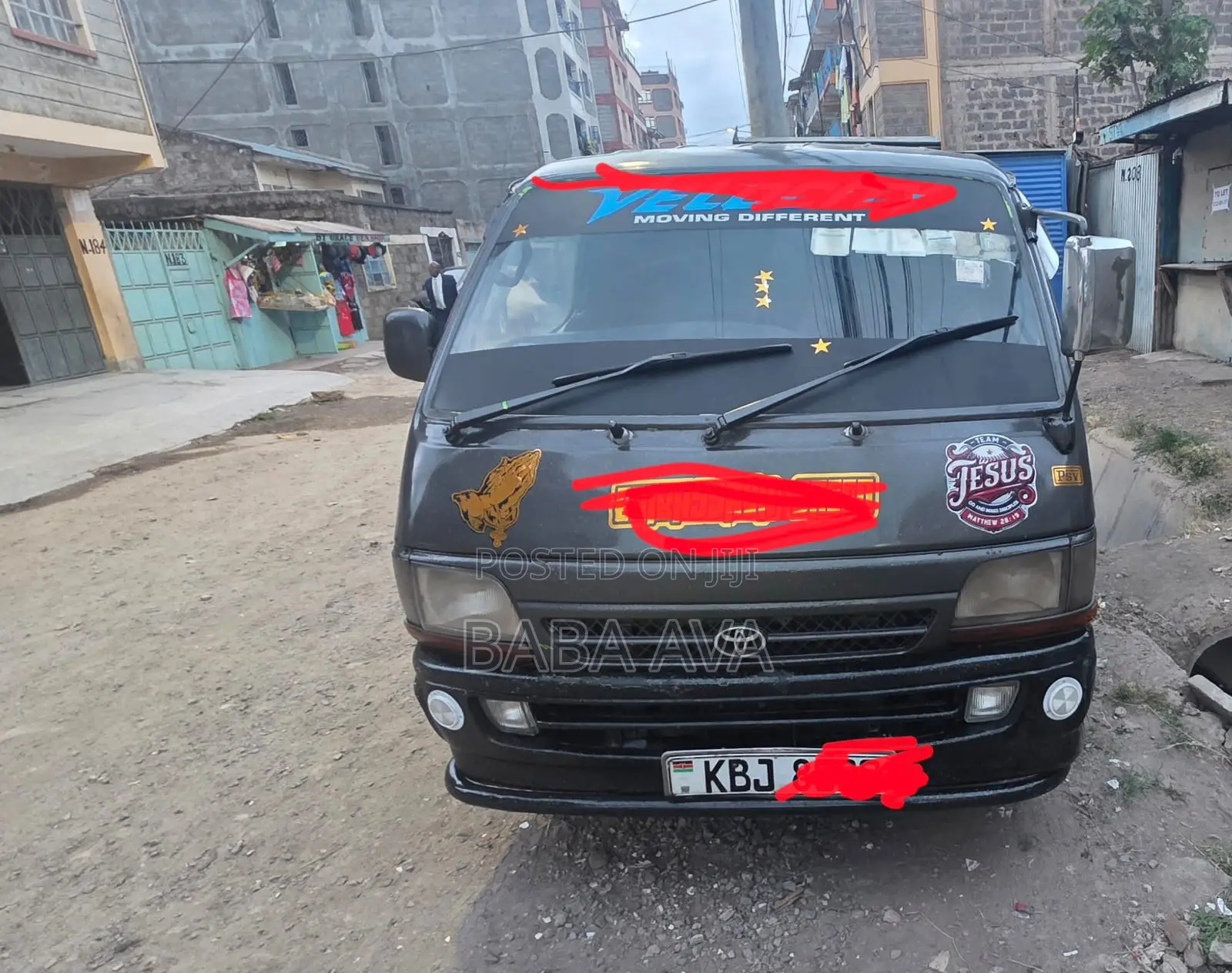 Toyota HiAce 2002 Grey