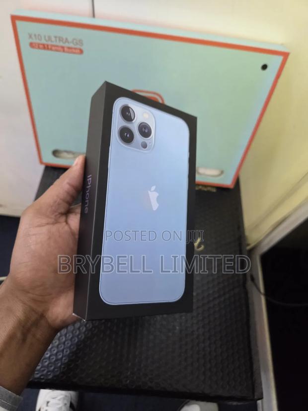 New Apple iPhone 13 Pro Max 256 GB Blue - thumbnail 3