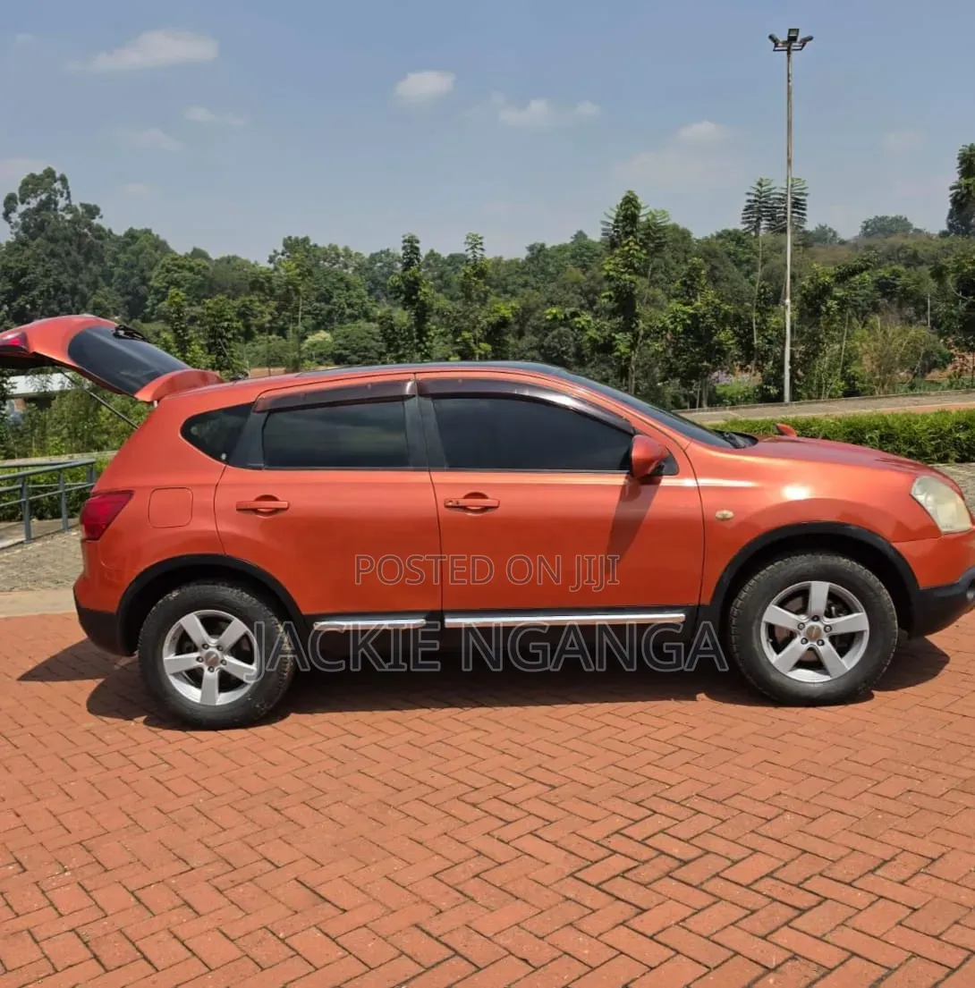 Nissan Dualis 2009 Orange