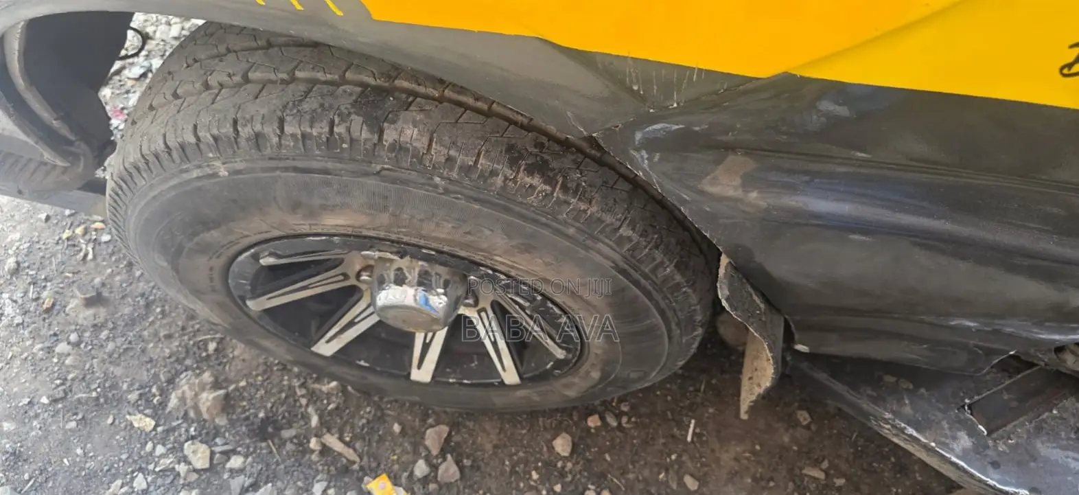 Toyota HiAce 2002 Grey