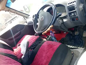 Nissan Vanette 2012 White